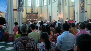Beragam Makna Natal Bagi Jemaat Katedral Jakarta