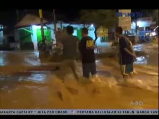 Banjir Bandang Rendam 10 Kecamatan di Perbukitan Kapur