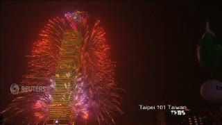 Pesta Kembang Api Kelas Dunia di Gedung 101