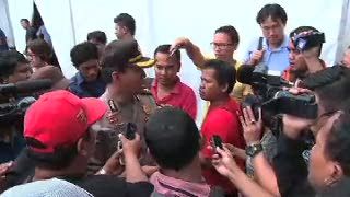 Dua Jenazah Korban Pesawat AirAsia QZ8501 Diserahkan Ke Keluarga Kamis Sore