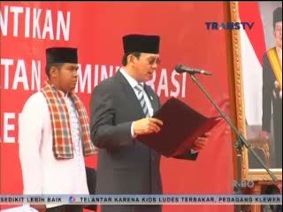 Ahok Lantik Ribuan PNS 