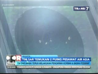 Tim SAR Temukan 2 Puing Pesawat AirAsia