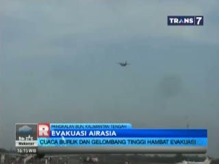 Lokasi Penemuan Jenazah Korban AirAsia Ditandai dengan Asap