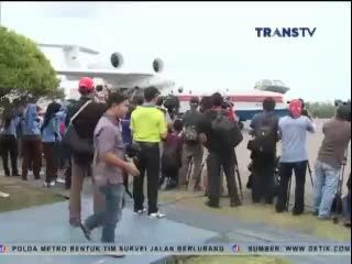 Aktivitas Evakuasi AirAsia Tarik Minat Anak-anak