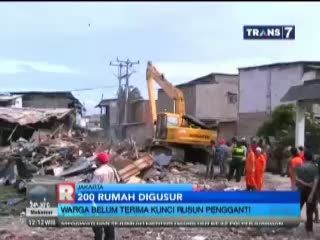 Ratusan Rumah di Sekitar Waduk Pluit Dibongkar