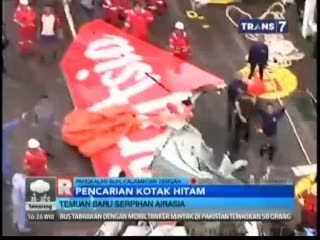 Ekor Pesawat AirAsia Dibawa ke Pelabuhan Kumai