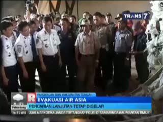 Evakuasi Korban dan Serpihan Pesawat Masih Berlangsung