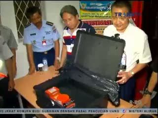 KNKT Mulai Olah FDR dan VCR AirAsia QZ8501