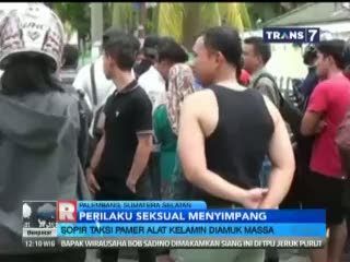 Pamer Alat Kelamin, Sopir Taksi Dihajar Massa