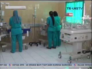 Pasutri di Tulung Agung Dikarunia 4 Bayi Kembar