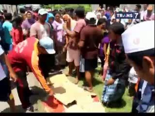 Seorang Perempuan Tewas Terlindas Truk Bermuatan Elpiji