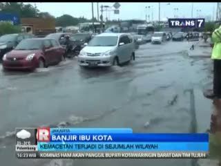 Kemacetan Akibat Banjir Terjadi di Sejumlah Wilayah