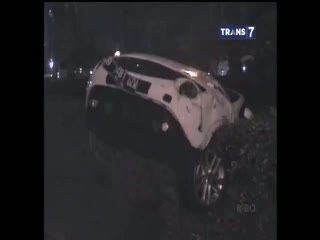 Sopir Mengantuk, Mobil Nyebur Sungai