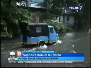 Hujan Deras Rendam Sebagian Jakarta