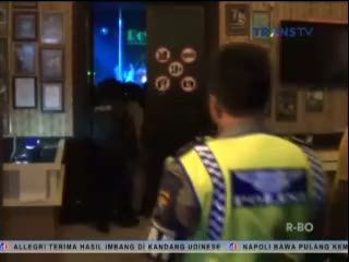 6 Penari Telanjang Ditangkap Saat Sedang Beraksi 