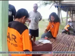 Benda Diduga Serpihan AirAsia Ditemukan di Sulawesi Barat