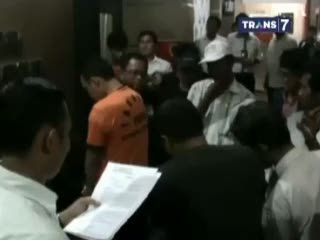 Pelaku Pencurian di Bandara Terekam Kamera CCTV