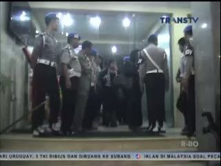 BW Keluar dari Mabes Polri Usai Diperiksa 11 Jam