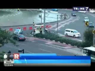 Demi Putar Balik, Kondektur Setor Upeti di Bundaran HI