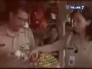 Geger Bakteri Apel Impor