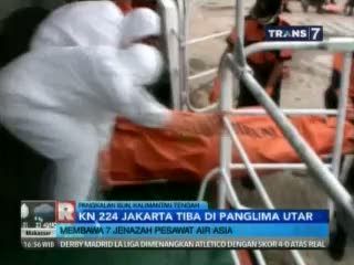 Satu Jenazah Diduga Kopilot AirAsia Ditemukan