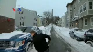 Jakarta Dikepung Banjir, Boston Dikepung Salju