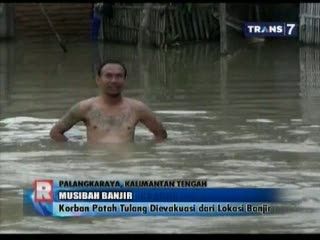 Sungai Cidurian Meluap, Dua Desa Terendam