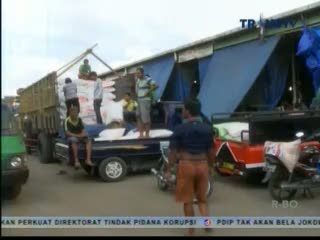 Pasokan Beras ke Pasar Cipinang Berkurang 