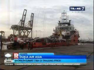 Badan Pesawat AirAsia Tiba di Tanjung Priok