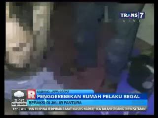 Penggerebekan Rumah Pelaku Begal 