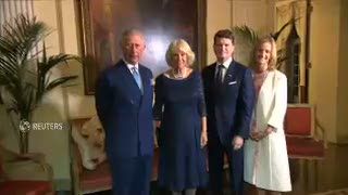 Pangeran Charles Bertemu dengan Pesohor Hollywood 