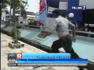 Hasutan Tukang Becak Buat Siswa Tawuran