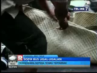 Istri TNI Tewas Terlindas Bus Saat Mengendarai Motor