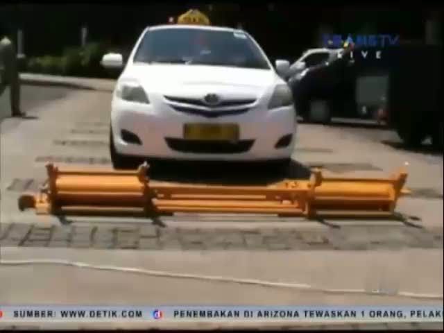 Razia Argo Untuk Antisipasi Taksi Nakal