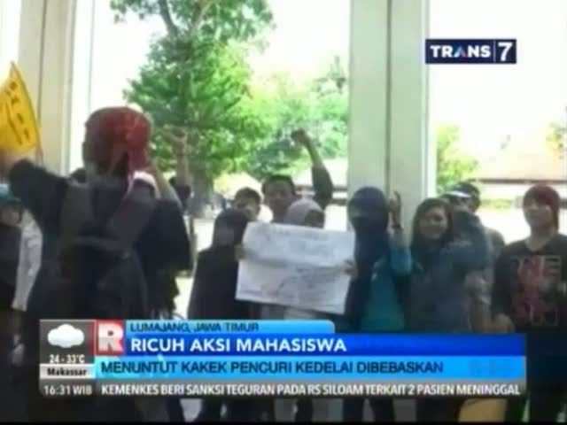 Ricuh Demo Mahasiswa Menuntut Kakek Pencuri Kedelai Dibebaskan