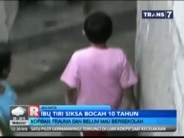 Bocah Korban Setrika Ibu Tiri Tak Sekolah  