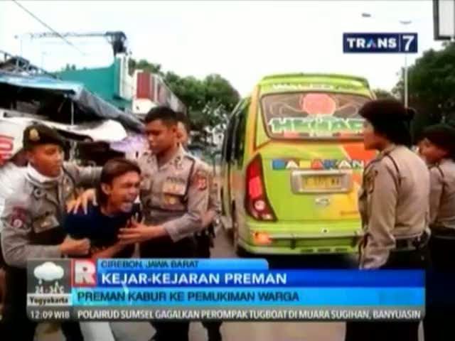Kejar-Kejaran, Calo Menangis di Razia