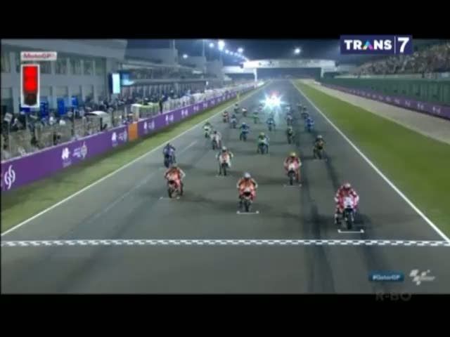 Rossi Juarai MotoGP Qatar