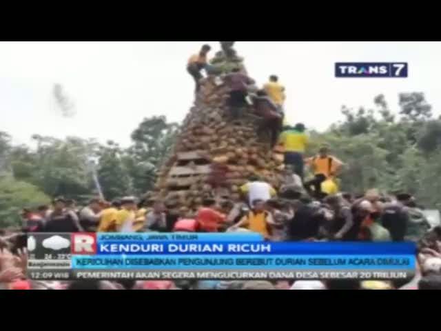 Rebutan Sebelum Acara Dimulai, Acara Kenduri Durian Berjalan Ricuh