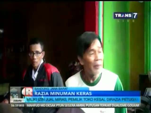 Penjual Miras Ngamuk Saat Dirazia Petugas