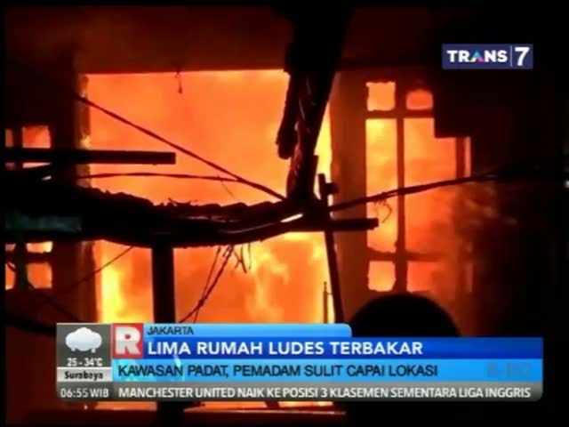 Lima Rumah Ludes Terbakar