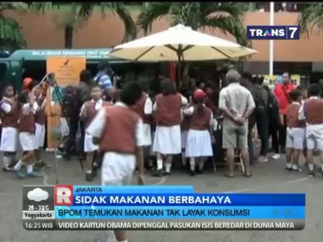 BPOM Sidak Jajanan Anak SD di Rawamangun