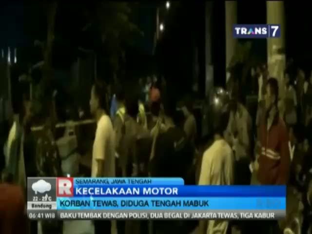 Mabuk, Pemotor Tewas Tabrak Trotoar