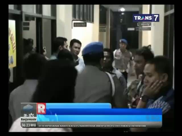 Batal Ditahan, Abraham Samad Pulang