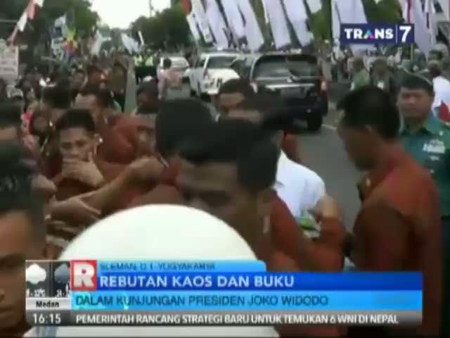 Rebutan Pembagian Bantuan Presiden 