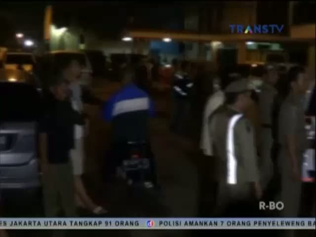 Satpol PP Razia Kamar Kos di Cibubur