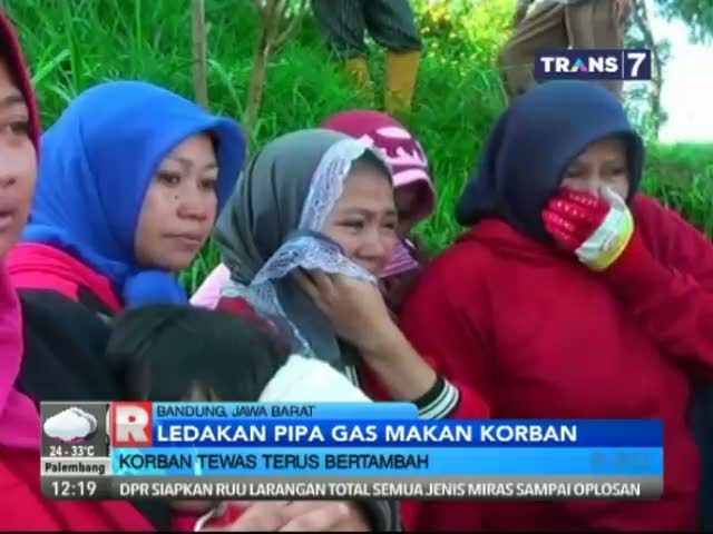 3 Korban Ledakan di Pangalengan Dimakamkan