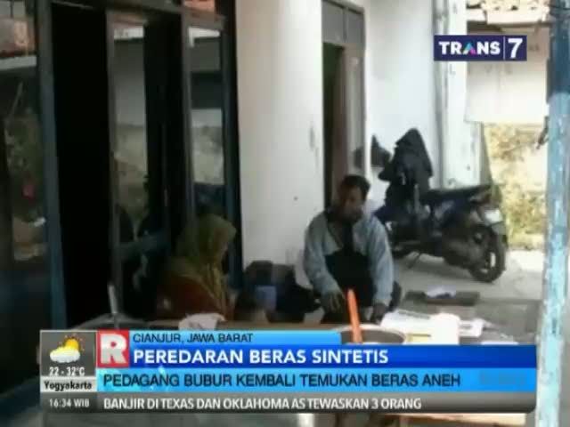 Pedagang Bubur di Cianjur Temukan Beras Aneh