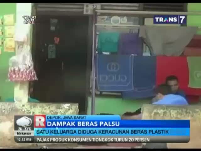Konsumen Keracunan Beras Plastik