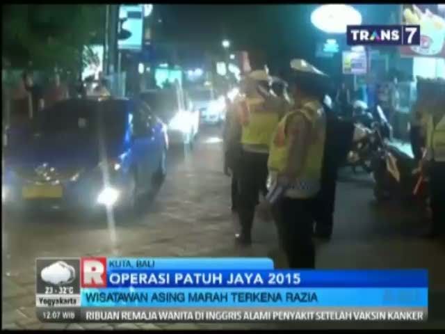 Wisatawan Asing Marah Terkena Razia